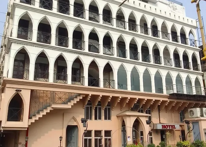 Shivangan Hotel And Banquet